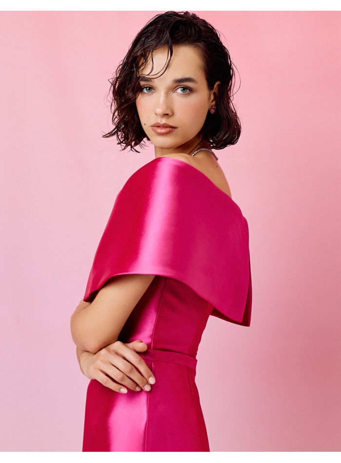 Robe de soirée midi avec encolure bardot et...