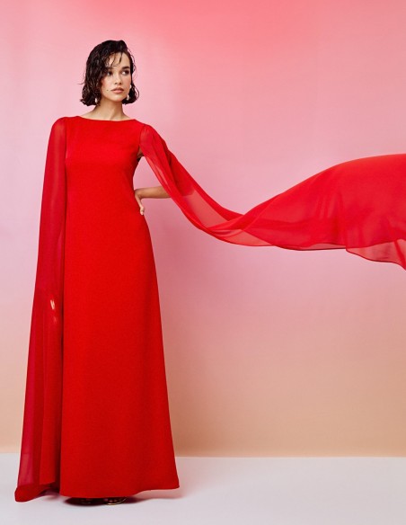 Long party dress with cape sleeves and round neckline