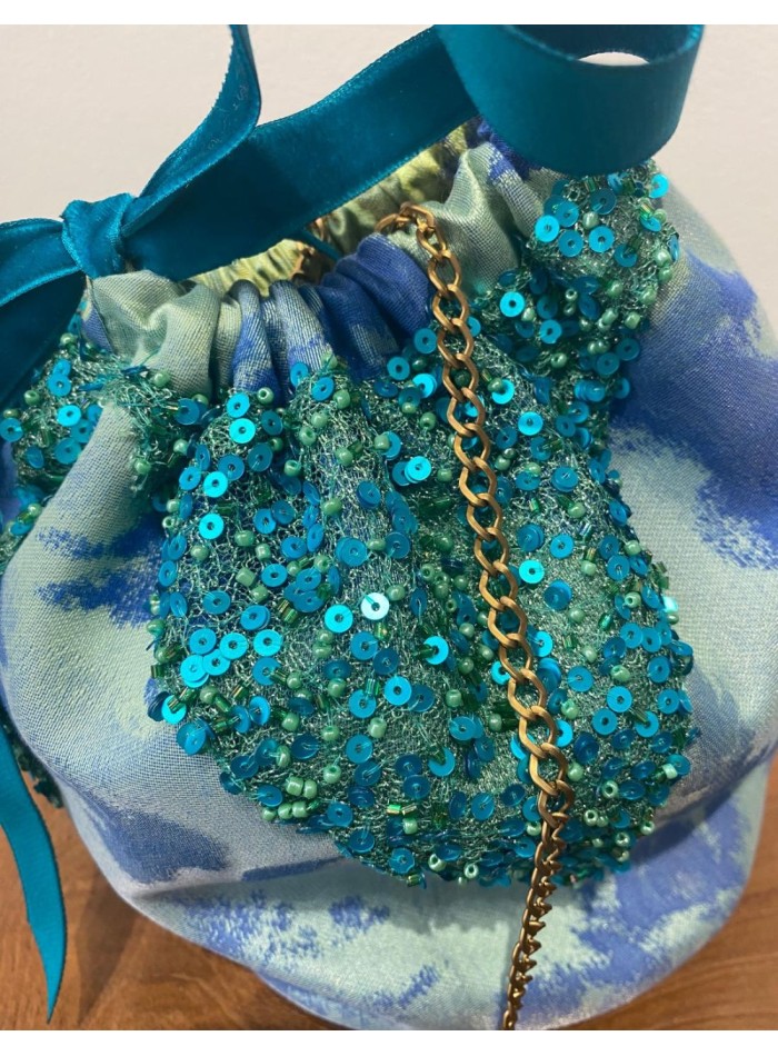 Bombonera de fiesta fantasía en tonos azules y...