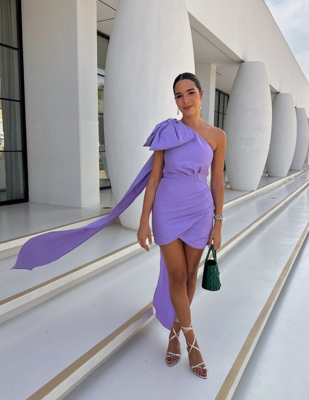 Asymmetric party dress with off-the-shoulder bow - Teresa Andrés Gonzalvo