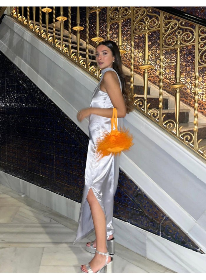Vestido midi de fiesta plateado satinado con...