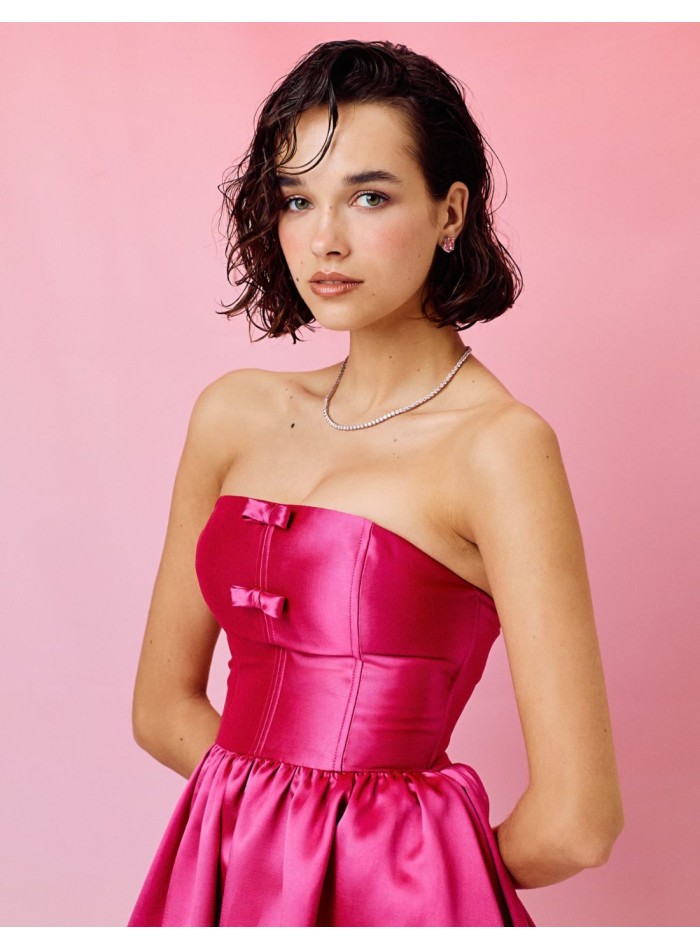 Vestido midi de fiesta con escote bandeau y...