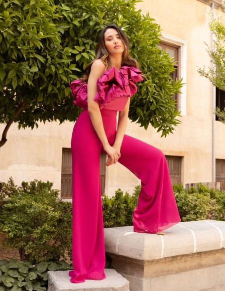 Ensemble top asymétrique à volants et pantalon long droit