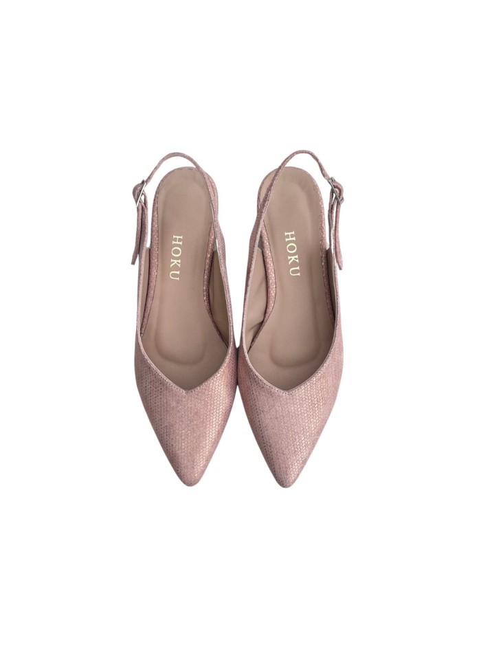 Flat ballerina in pale pink leather textured...