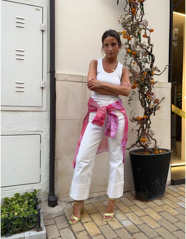 Sandalia de fiesta con tiras color lima y dorado 2