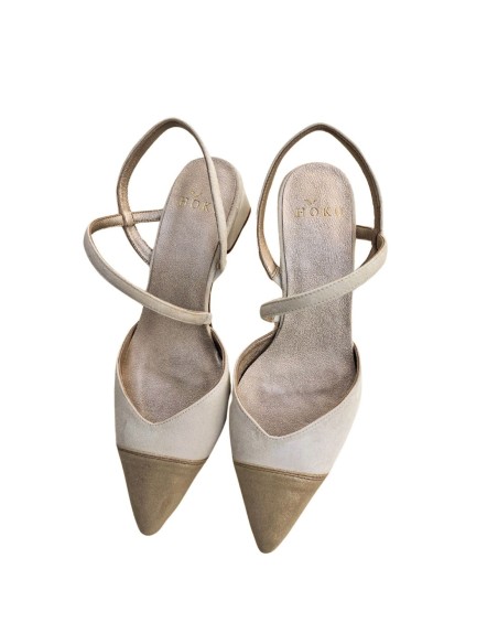 Beige suede party shoe with metallic toecap