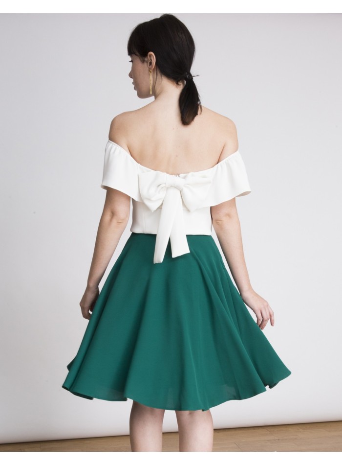 Above knee flatered skirt Green