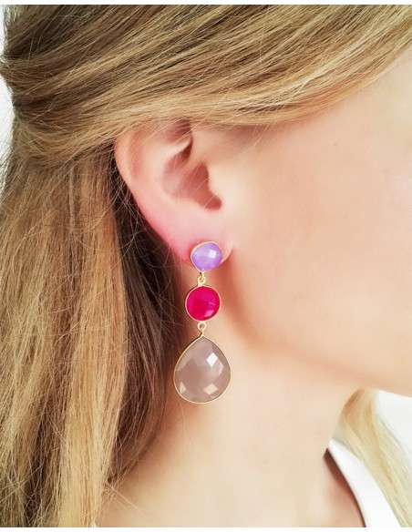 Detalle de los pendientes Ribbon. Pendientes largos de fiesta de Welowe en INVITADISIMA