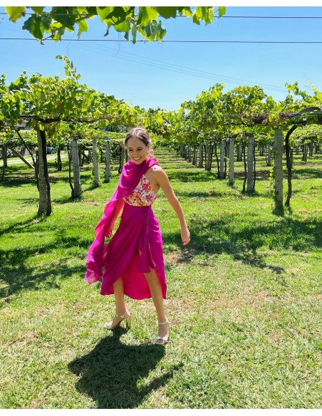 Capa de fiesta larga de gasa fucsia