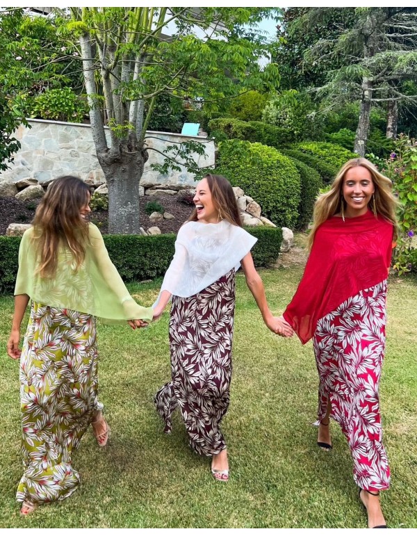 Cape de soirée courte en mousseline de soie vert olive 2