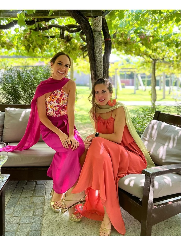 Capa de fiesta de gasa corta verde oliva