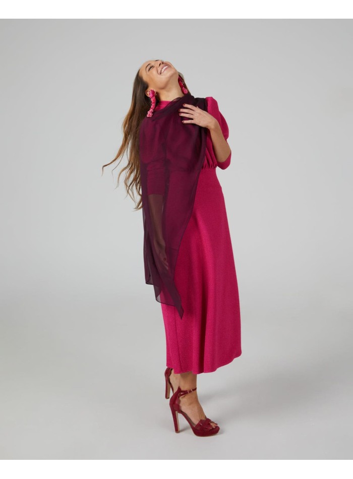 Long layer in cationic wine gauze with double...