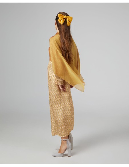 Short cape in mustard chiffon with double thread