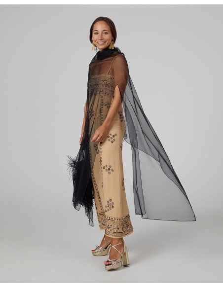 Longue cape de fête en tulle noir avec fentes latérales