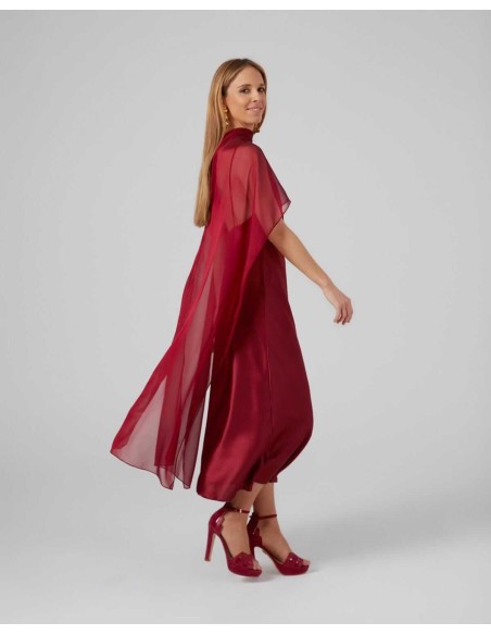 Maroon midi cape in cationic chiffon and double thread