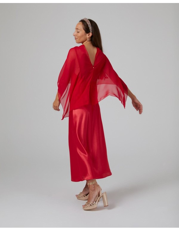 Multi-position short party cape in red chiffon 2