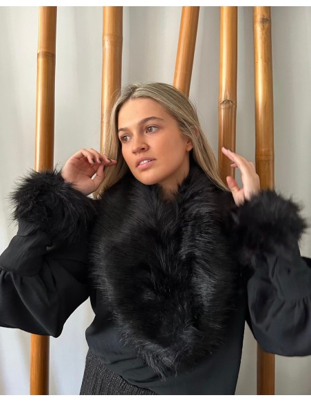 Party collar stole in black fur