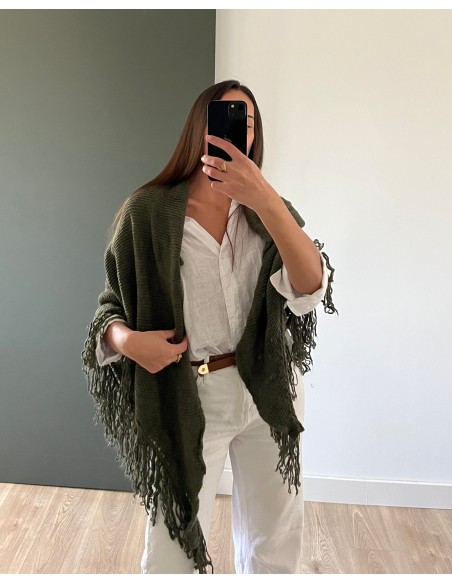 Multiposition dark green fringed short poncho