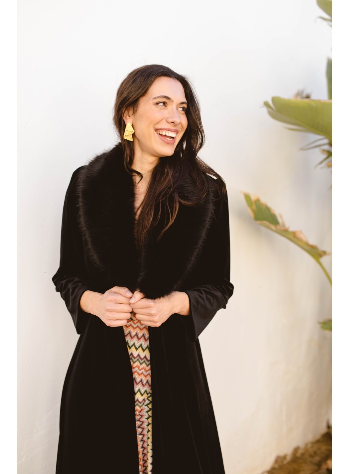 Black velvet midi coat with long sleeves