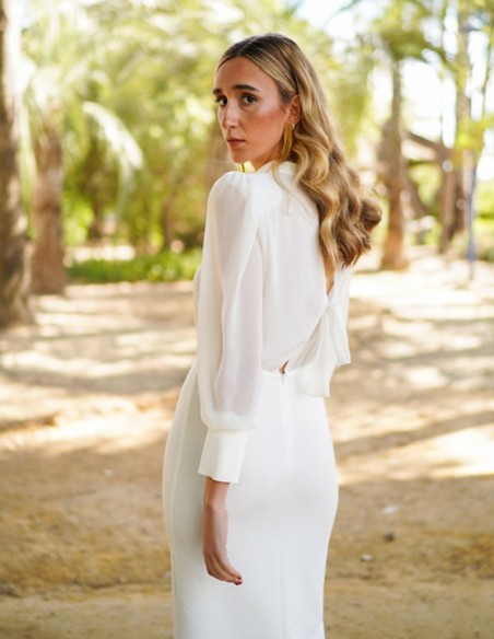 Vestido midi blanco de manga larga con falda de tubo