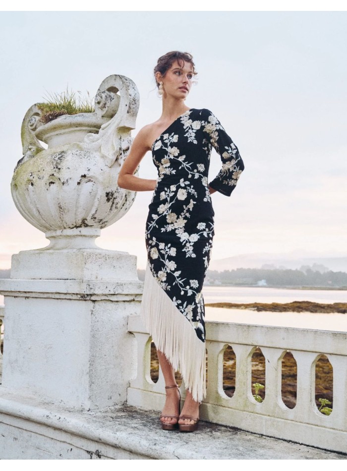 Vestido de fiesta midi con una manga y bajo de...