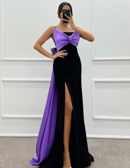 Robe longue de fête avec encolure à nœud et traîne