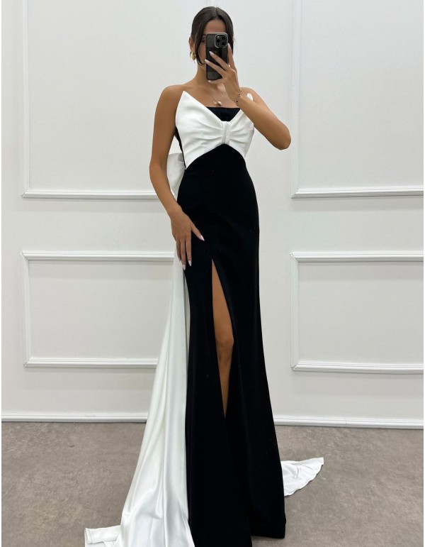 Vestido de fiesta largo con escote en forma de lazo y cola