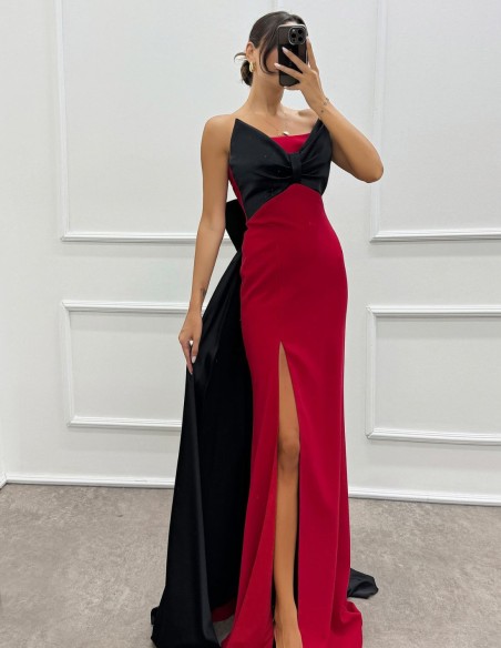 Maxi party dress with bow neckline and train