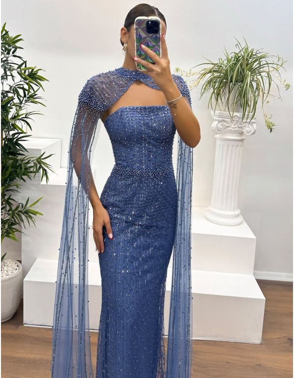 Robe longue de fête en strass avec manches en cape 2