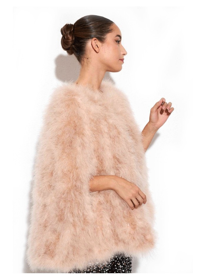 Couche invité en plumes d'autruche