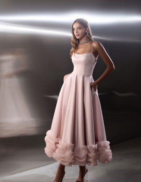 Robe de soirée midi avec manches amovibles et jupe à volants