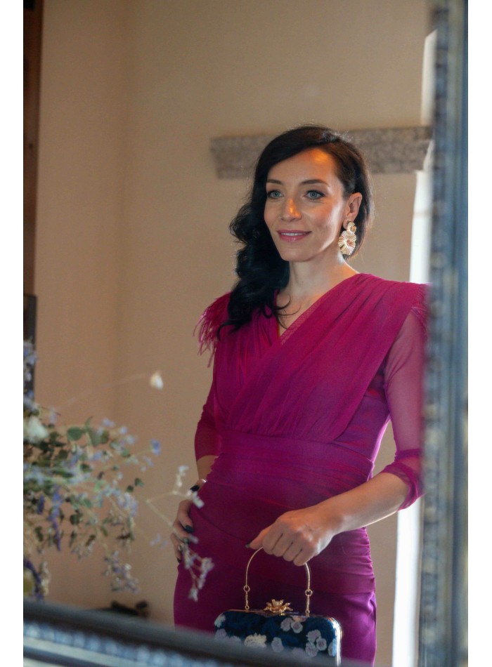Vestido de fiesta midi buganvilla con plumas en...