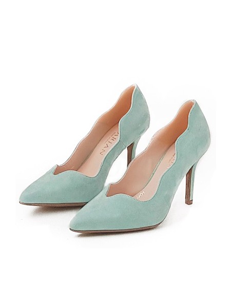 Suede party shoes with side design