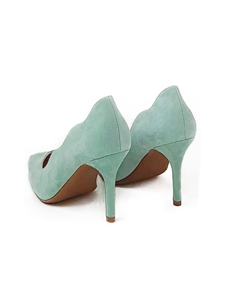 Suede party shoes with side design
